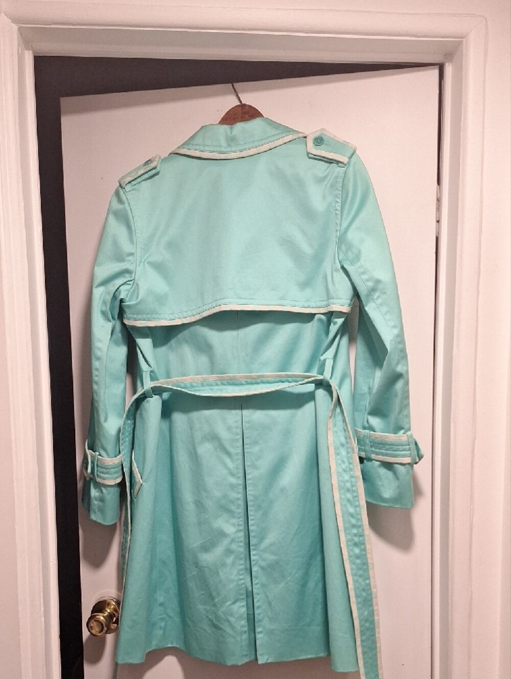 COACH Women’s Aqua Trench Coat with Contrast Trim - Picture 5 of 11
